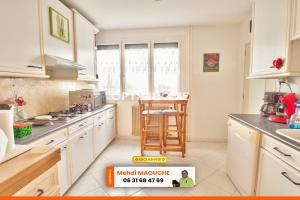 Picture of listing #327848527. Appartment for sale in Lons
