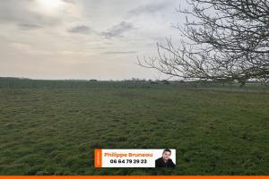 Picture of listing #327850464. Land for sale in Évreux