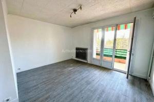 Picture of listing #327852545. Appartment for sale in Draguignan