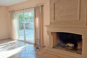 Picture of listing #327861761. House for sale in Salon-de-Provence