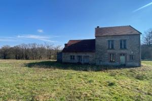 Picture of listing #327862519. House for sale in Dun-le-Palestel