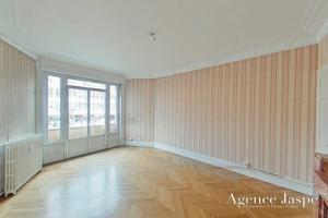 Picture of listing #327862665. Appartment for sale in Saint-Étienne