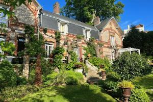 Picture of listing #327863884. House for sale in Saint-Laurent-de-Brèvedent