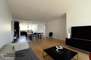 Picture of listing #327864946. Appartment for sale in Lille