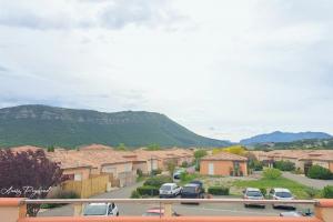 Picture of listing #327869139. Appartment for sale in Laragne-Montéglin