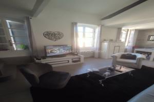 Picture of listing #327889026. Appartment for sale in Tarascon