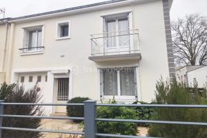 Picture of listing #327889906. House for sale in Angers