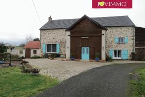 Picture of listing #327891721. House for sale in Crozon-sur-Vauvre