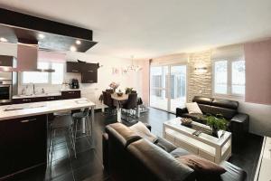 Picture of listing #327896291. Appartment for sale in Cercier