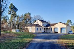 Thumbnail of property #327900534. Click for details