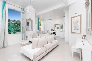 Picture of listing #327917841. Appartment for sale in Cannes