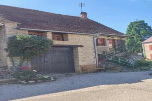 Picture of listing #327919584. House for sale in Lons-le-Saunier