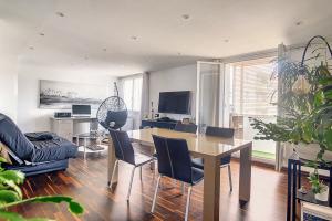 Picture of listing #327928167. Appartment for sale in Marseille