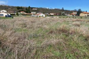 Picture of listing #327941462. Land for sale in Le Breuil-sur-Couze