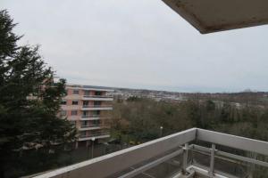 Picture of listing #327944440. Appartment for sale in Cusset