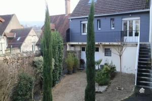 Picture of listing #327947276. House for sale in Autun
