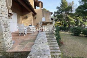 Picture of listing #327949750. House for sale in Marseille