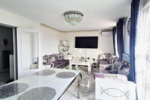 Picture of listing #327950021. Appartment for sale in Valence