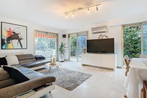 Picture of listing #327950376. Appartment for sale in Nice