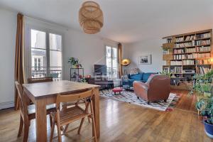 Picture of listing #327958823. Appartment for sale in Paris