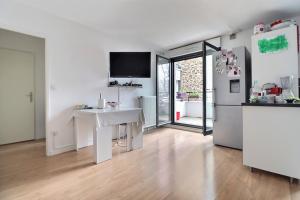 Picture of listing #327958873. Appartment for sale in Aubervilliers