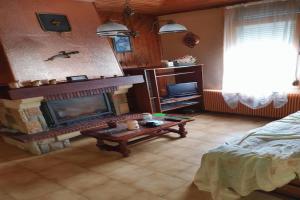 Picture of listing #327974034. House for sale in Ailly-sur-Noye