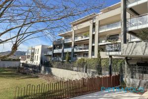 Picture of listing #327975651. Appartment for sale in Caluire-et-Cuire