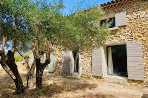 Picture of listing #327977113. House for sale in Le Castellet