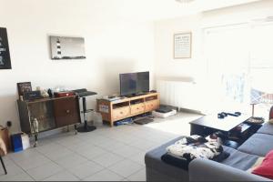 Picture of listing #327979871. Appartment for sale in Royan