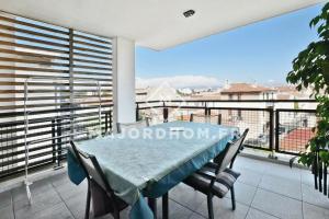 Picture of listing #327998844. Appartment for sale in Marseille