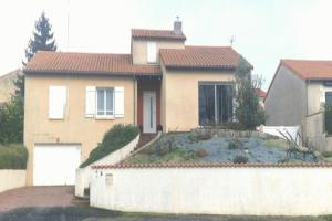 Picture of listing #328038942. House for sale in Thouars