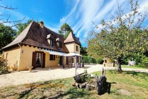 Picture of listing #328060619. House for sale in Sarlat-la-Canéda