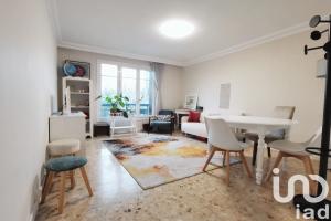 Picture of listing #328061489. Appartment for sale in Rueil-Malmaison