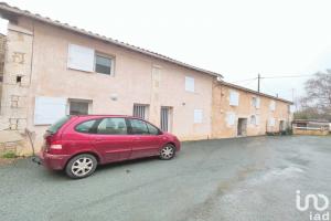 Picture of listing #328061543. Building for sale in Surgères