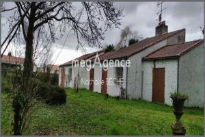 Picture of listing #328085377. House for sale in Gémozac