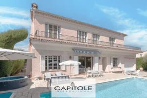 Picture of listing #328089042. House for sale in Antibes