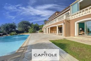 Picture of listing #328089082. House for sale in Cannes