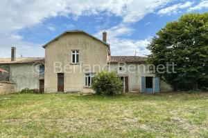 Picture of listing #328105436. House for sale in Sauzé-Vaussais