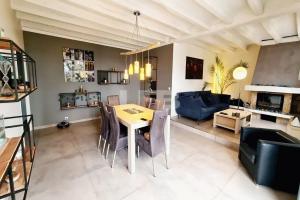 Picture of listing #328116305. Appartment for sale in Annecy