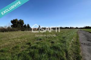 Picture of listing #328157424. Land for sale in Bretx