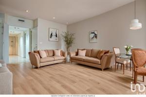 Picture of listing #328160950. Appartment for sale in Paris