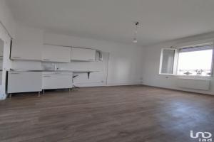Picture of listing #328161142. Appartment for sale in Issy-les-Moulineaux