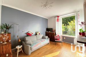 Picture of listing #328166816. Appartment for sale in Paris