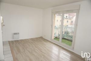 Picture of listing #328175793. Appartment for sale in Torcy