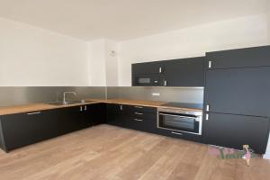 Picture of listing #328186343. Appartment for sale in Bousbecque