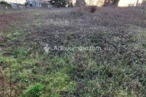 Picture of listing #328195995. Land for sale in Saint-Pierre-de-Juillers