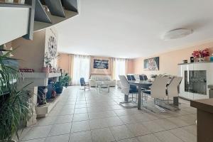 Picture of listing #328236187. Appartment for sale in Chelles