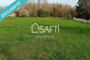 Picture of listing #328253367. Land for sale in Aigrefeuille-d'Aunis