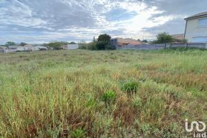 Picture of listing #328253647. Land for sale in Portets