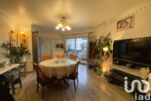 Picture of listing #328256940. Appartment for sale in Saint-Denis